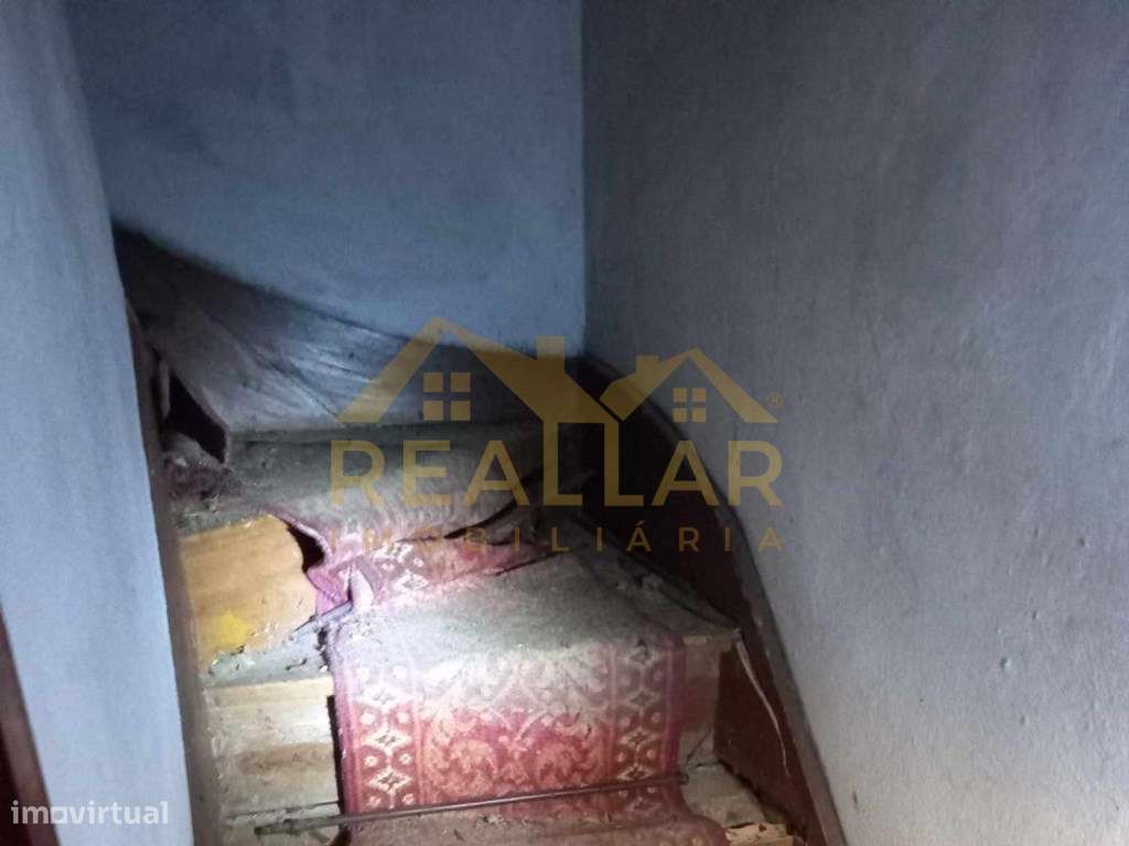Moradia para restauro próxima da Praia em Vila do Conde - Grande imagem: 5/20