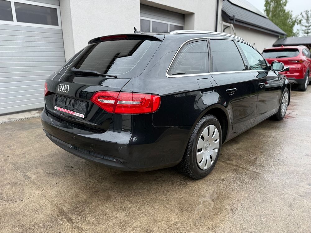 Audi A4 B8 2.0 TDI DPF multitronic Ambition 2012