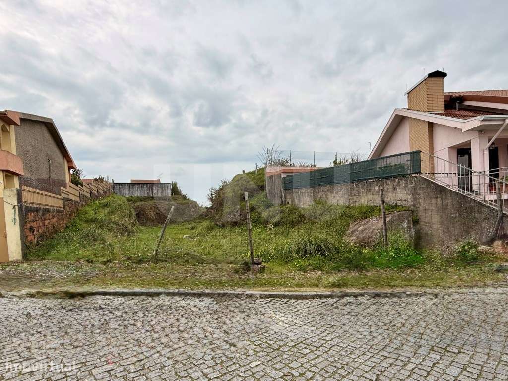 Terreno Urbano com Projeto Aprovado - Pedroso, Vila Nova de Gaia-3