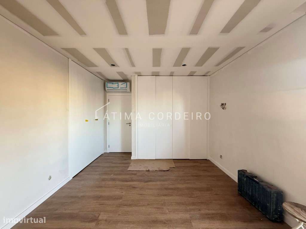 T2 com terraço de 71m2 e arrecadação-7