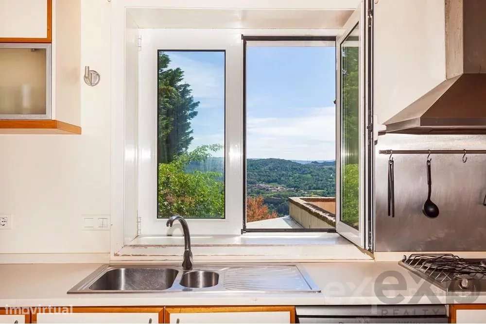 MORADIA T4 + 1 CONTEMPORÂNEA | EXCELENTE INVESTIMENTO ALOJAMENTO LOCAL - Grande imagem: 4/60