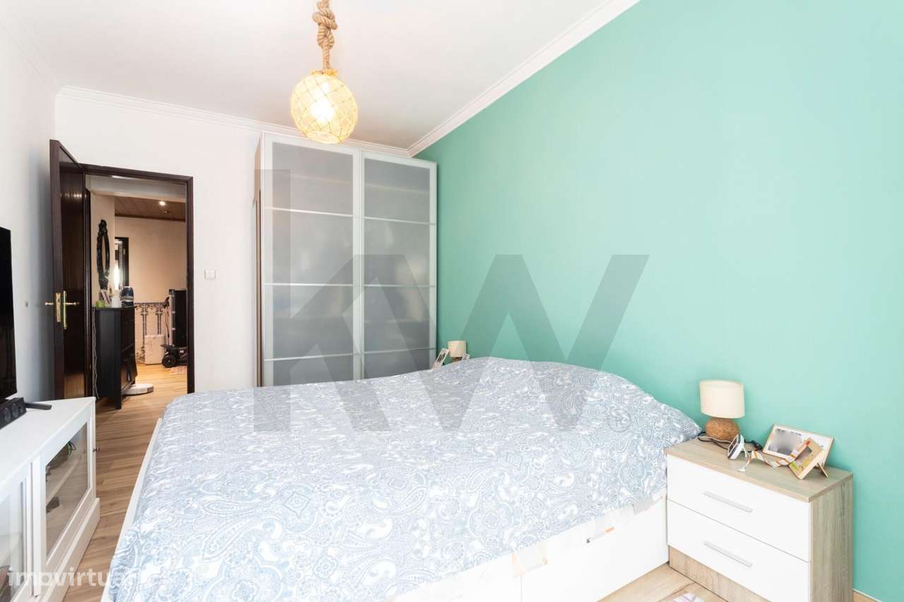 Apartamento T2 na Rinchoa com remodelação, 5 minutos da estação da CP - Grande imagem: 3/26