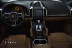 Porsche Cayenne Diesel Platinum Edition - 6