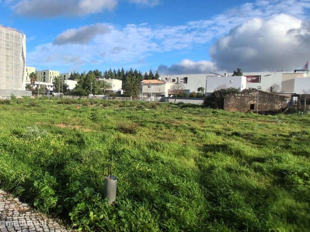 Terreno com Alvará de Loteamento Aprovado para Construção de Grande...-9