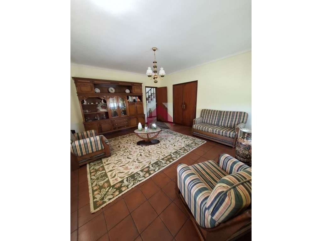 Moradia T3 Isolada na Costa do Valado-54