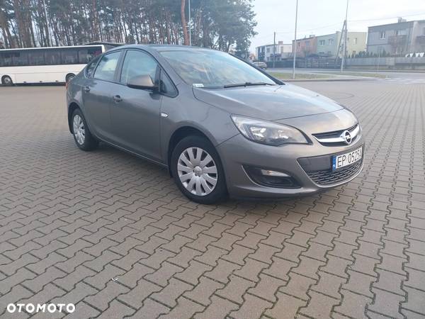 Opel Astra IV 1.4 T Active - 3