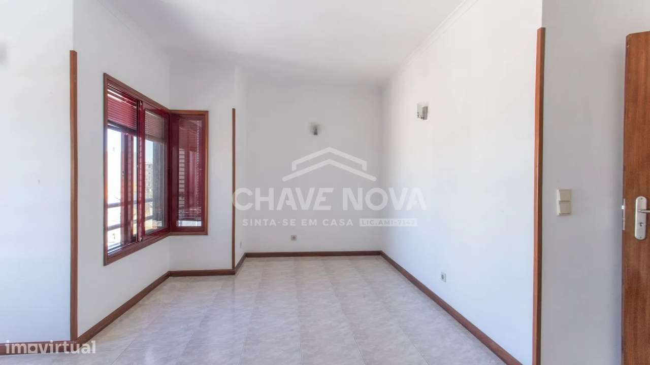 Apartamento T3 | pronto a habitar | Rio Tinto Centro | Porto-4