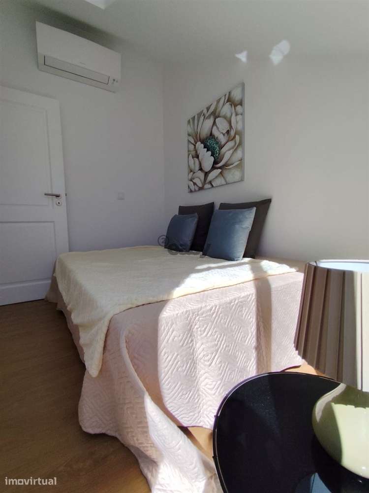 Apartment in São Vicente - More