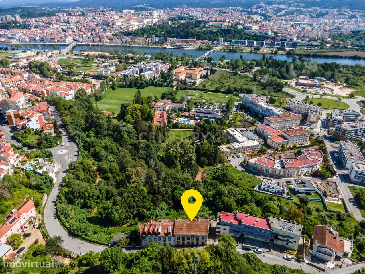 Moradia com vistas deslumbrantes sobre Coimbra-7