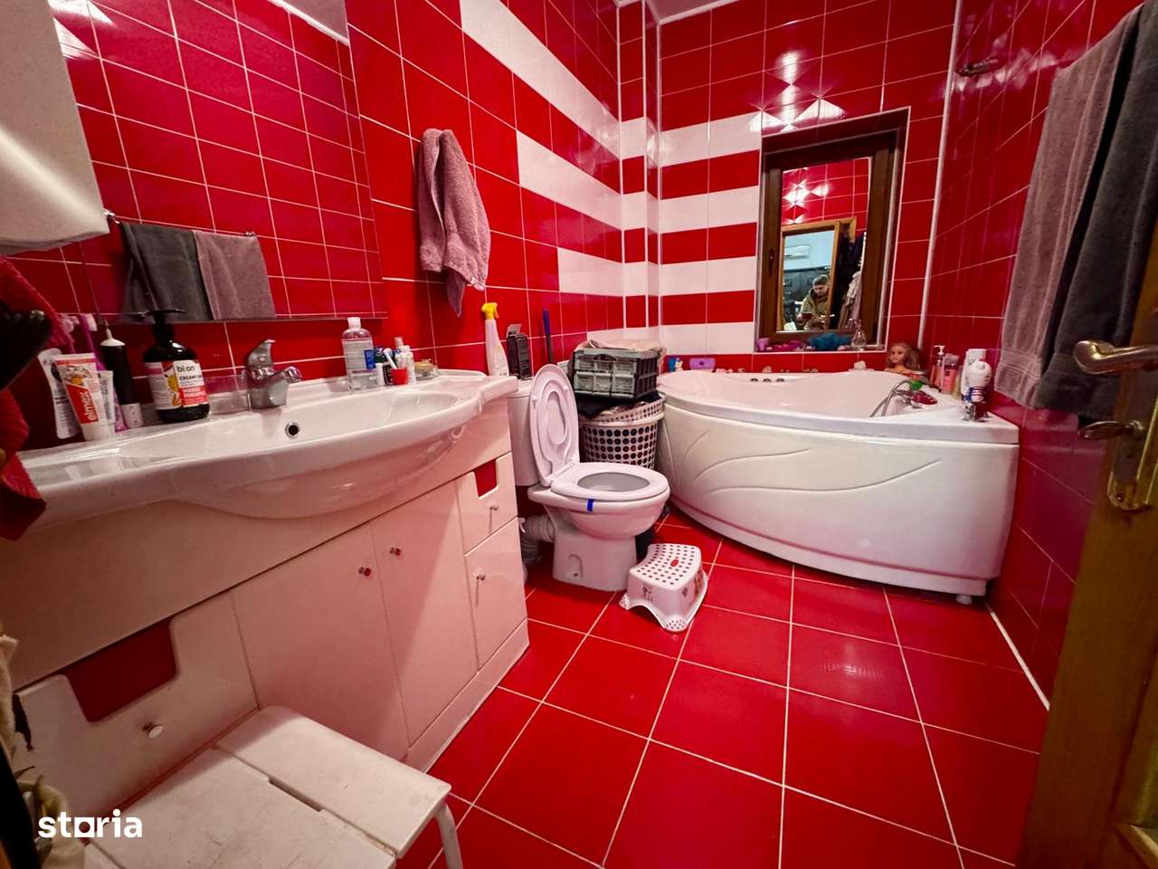 Bacău, apartament cu 140 mp teren în proprietate-3