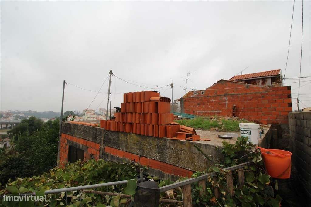 Terreno, Coimbra, Santa Clara - Grande imagem: 3/10