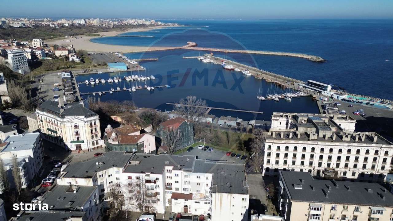 Vila de vanzare in zona peninsulara Constanta - Imagine principală: 4/20