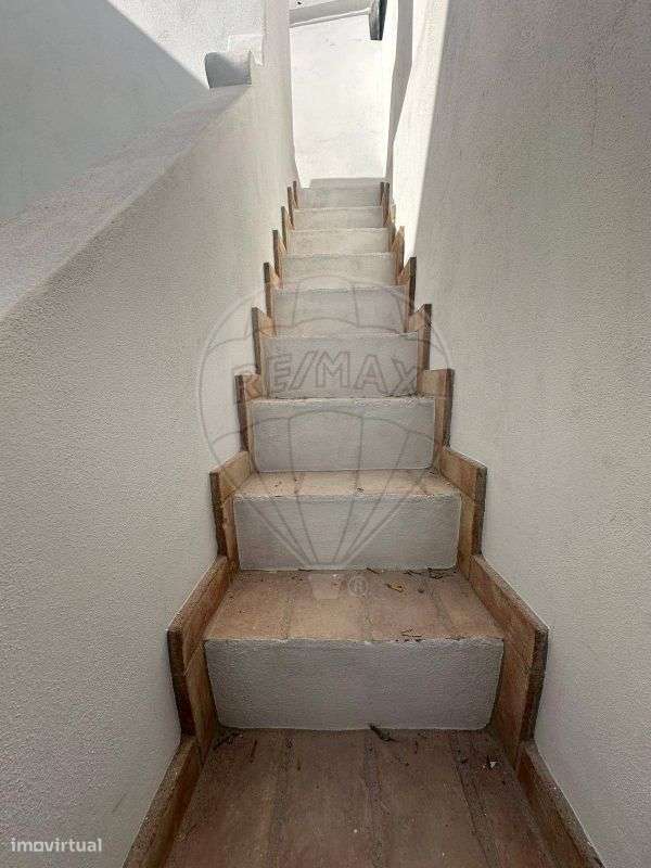Moradia T2 para venda-21