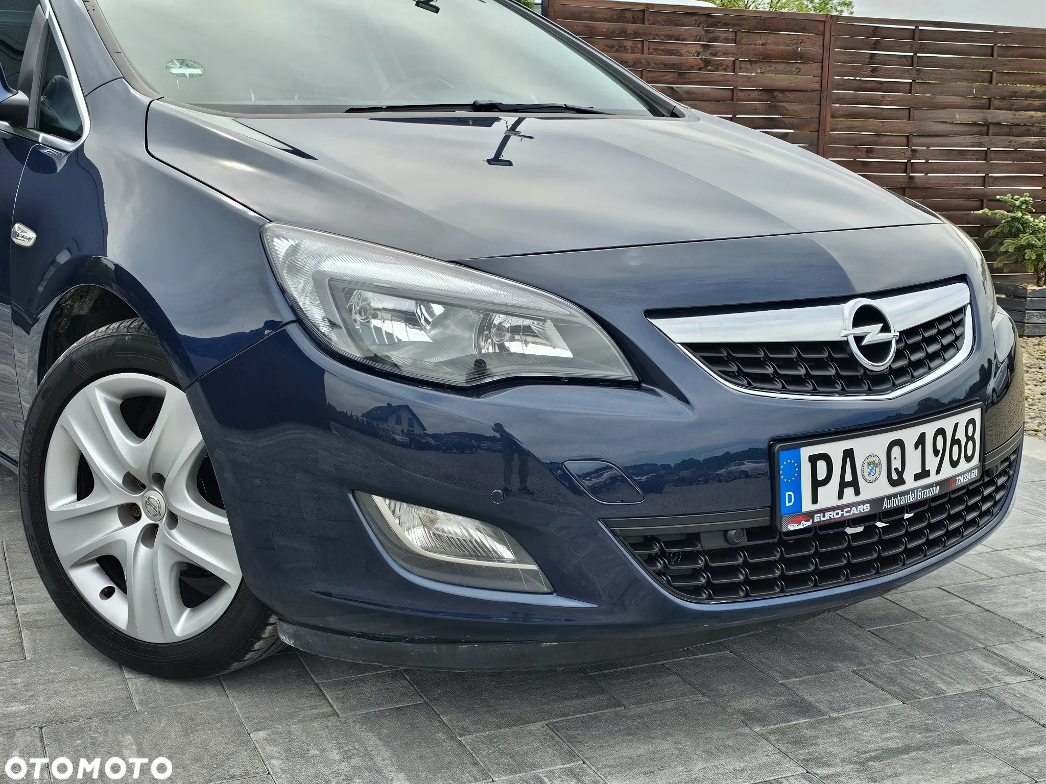 Opel Astra 1.6 Cosmo - 17