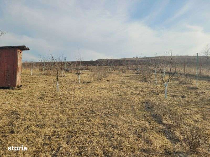 Vand teren Intravilan in Gadalin, Jucu, Cluj - 1382mp cu utilitati. - Imagine principală: 4/8