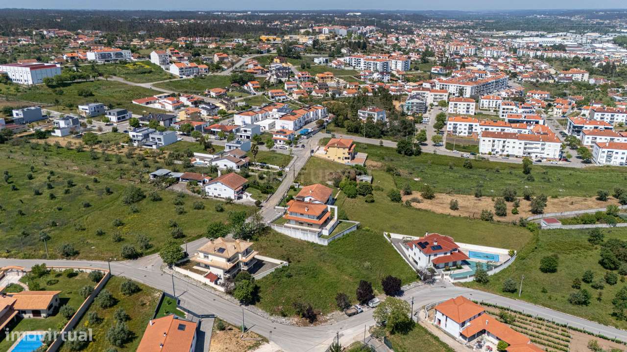 Terreno Urbano com 587 m² para Construção em Pombal – Zona em Crescime-13
