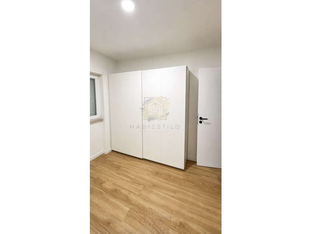 Apartamento T2 totalmente remodelado com suite-22