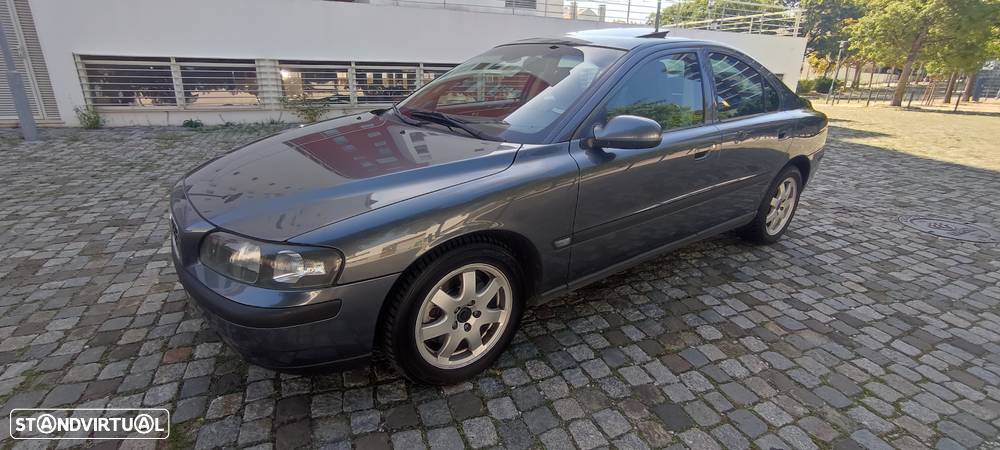 Volvo S60 - 2