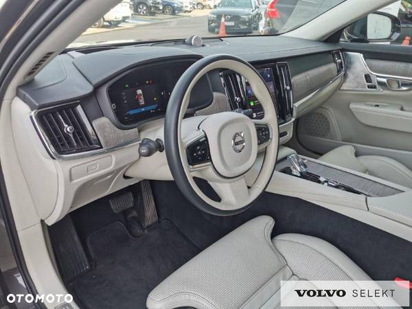 Volvo V90 - 16