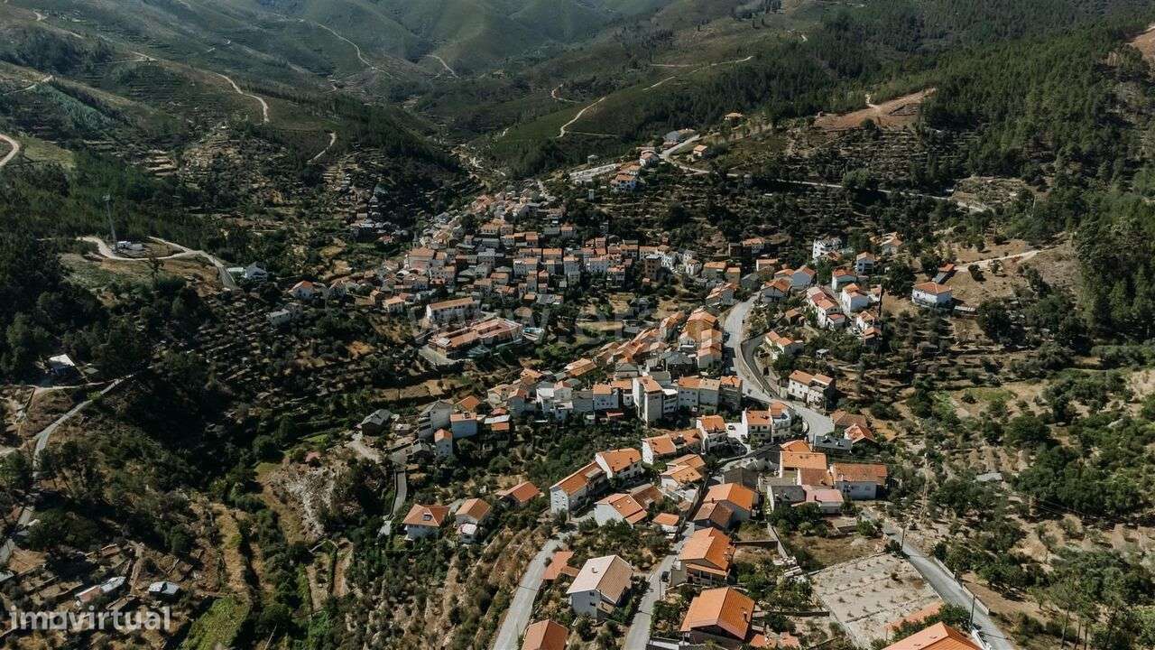 Terreno com ruina / Covilhã, Sobral de São Miguel - Grande imagem: 5/6