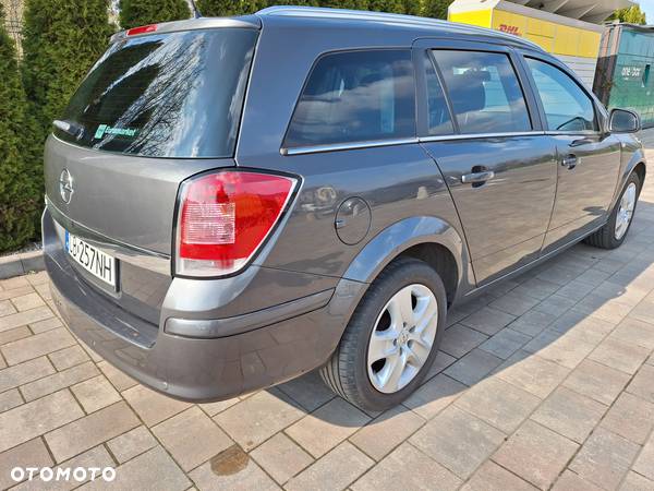 Opel Astra III 1.6 Cosmo - 12