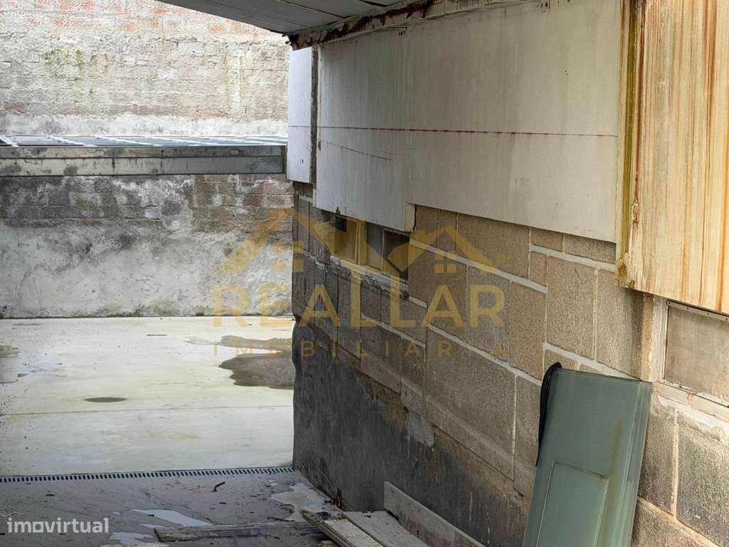 Moradia T5 na Avenida Santos Graça na Póvoa de Varzim! - Grande imagem: 5/25