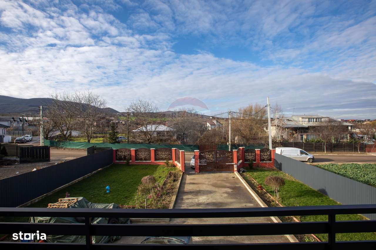 Casă / Vilă nouă,  5 camere, design luxos, teren 1000 mp-12