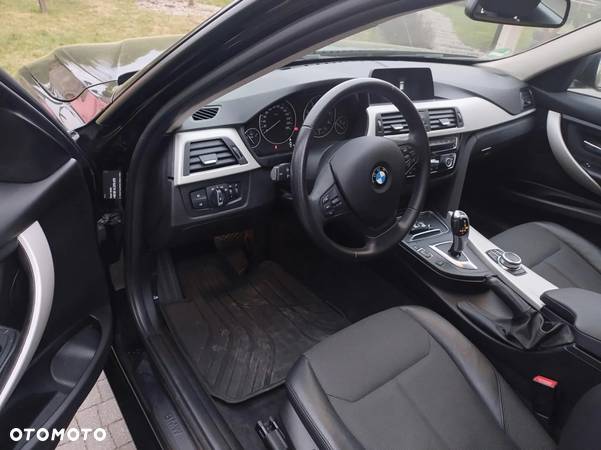 BMW Seria 3 320d Advantage sport - 7