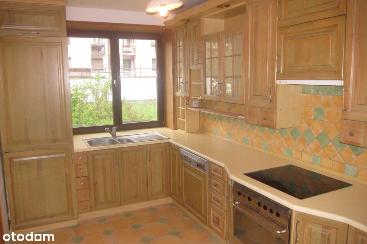 Na sprzedaż przestronne mieszkanie 4-pokojowe – 105 m² | ul. Reja-8