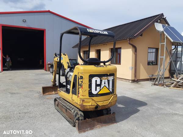 Caterpillar 301.6 C - 10