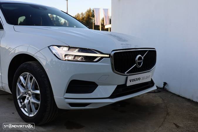 Volvo XC 60 2.0 D4 Momentum Plus Geartronic - 26