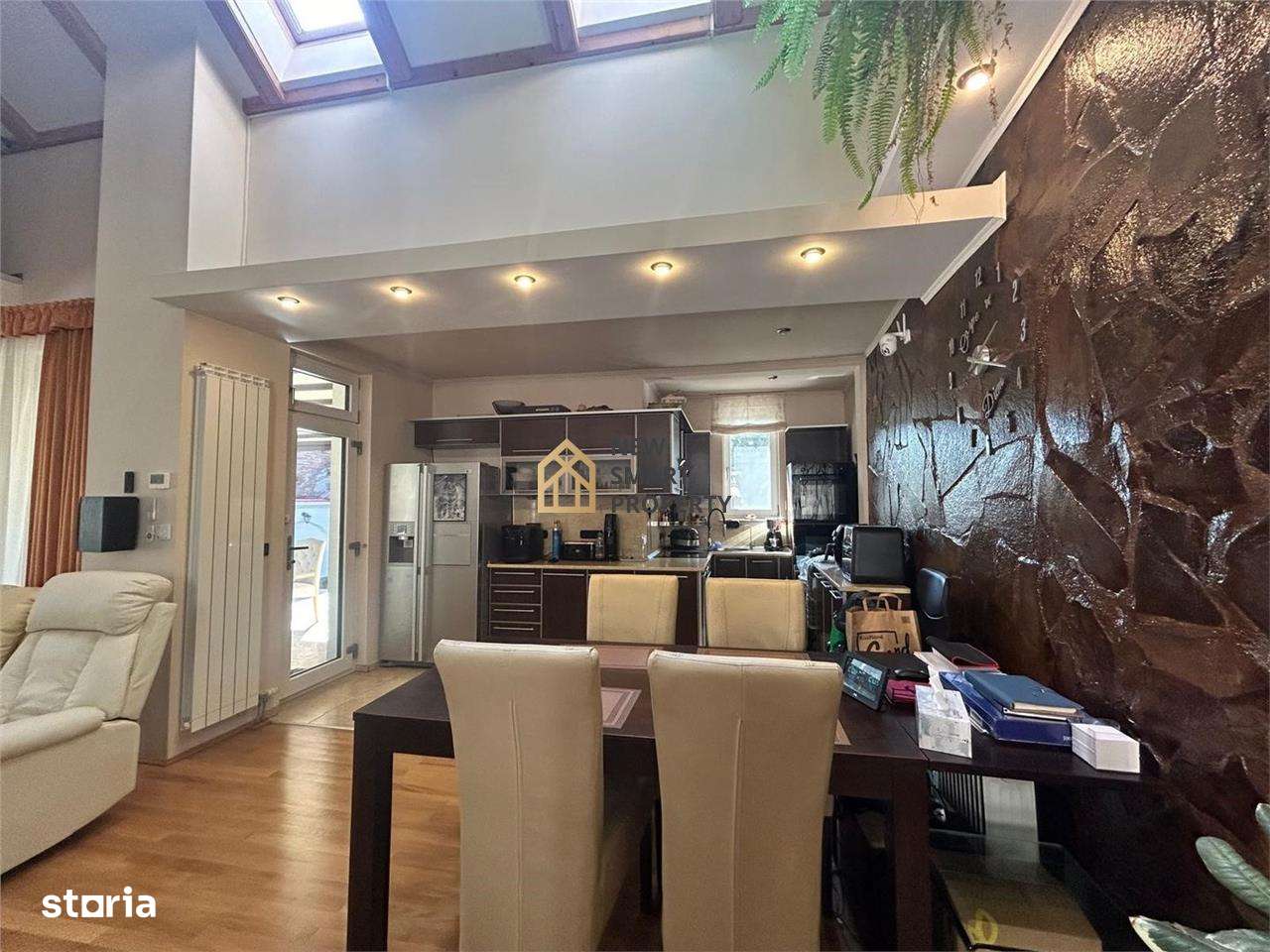 De vanzare casa situata ultracentral langa Liceul Eminescu - Imagine principală: 3/16