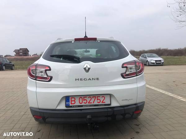 Renault Megane 1.6 16V 100 TomTom Edition - 11