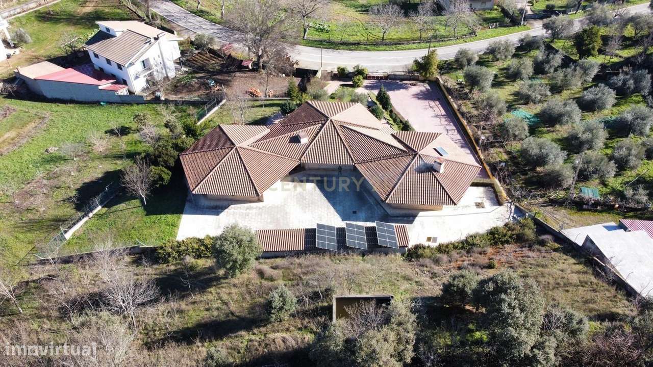 Suberba Moradia em São Pedro de Sarracenos - 5 min do CENTRO de Bragan-8