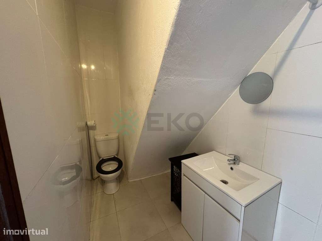 Apartamento t1 à venda na Rua da Capelinha-13