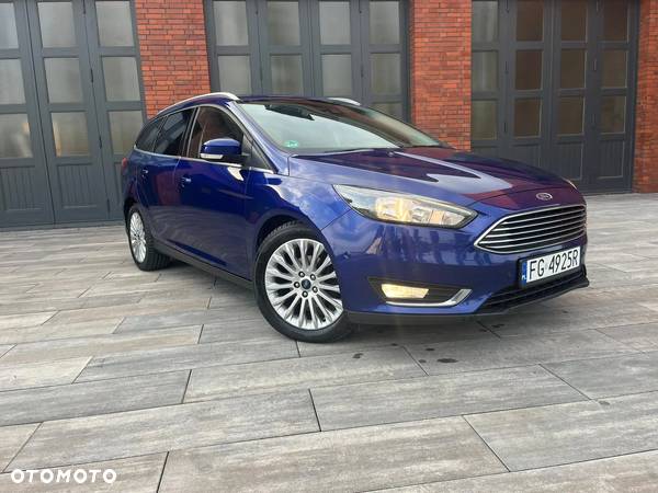 Ford Focus 1.5 EcoBlue Start-Stopp-System TITANIUM - 2