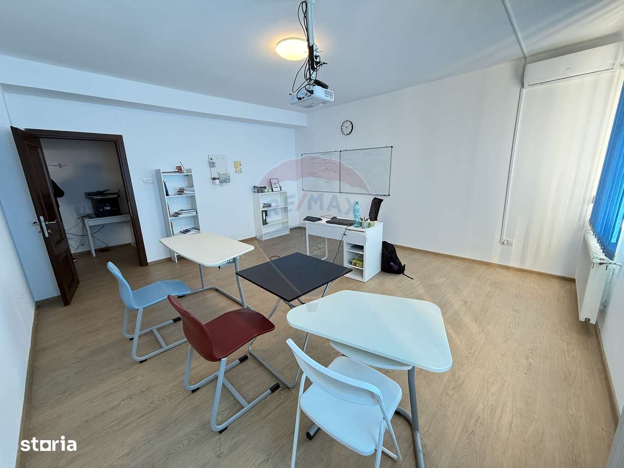 Apartament cu 3 camere de vânzare Voluntari-6