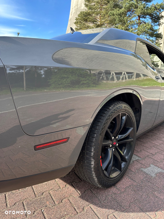 Dodge Challenger Automatik SXT Plus - 27