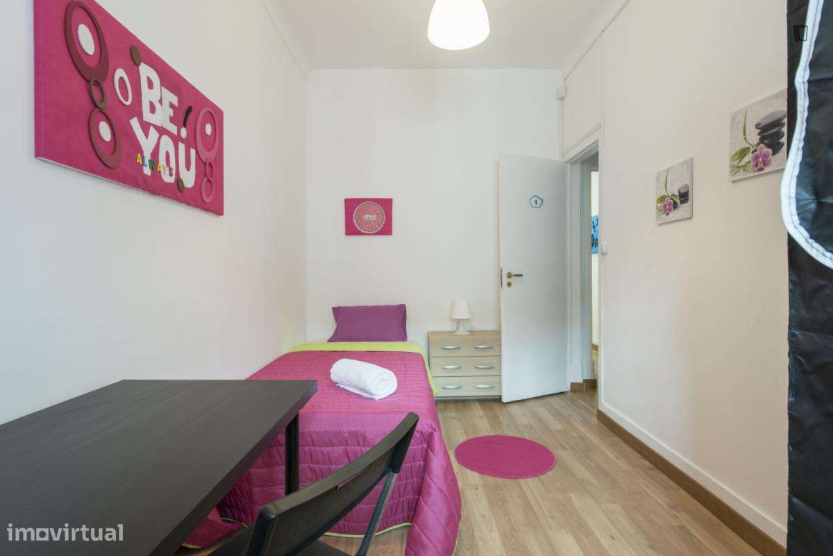 Quarto - localizado em Arroios Lisbon - Grande imagem: 3/26