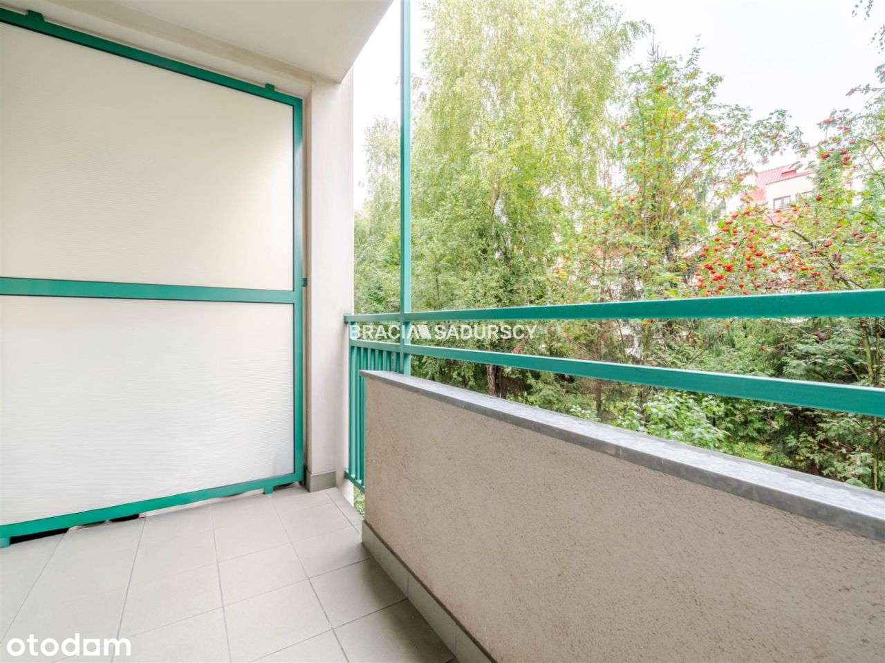 Sprzedam, duża kuchnia, 2-pok z balkonem-4