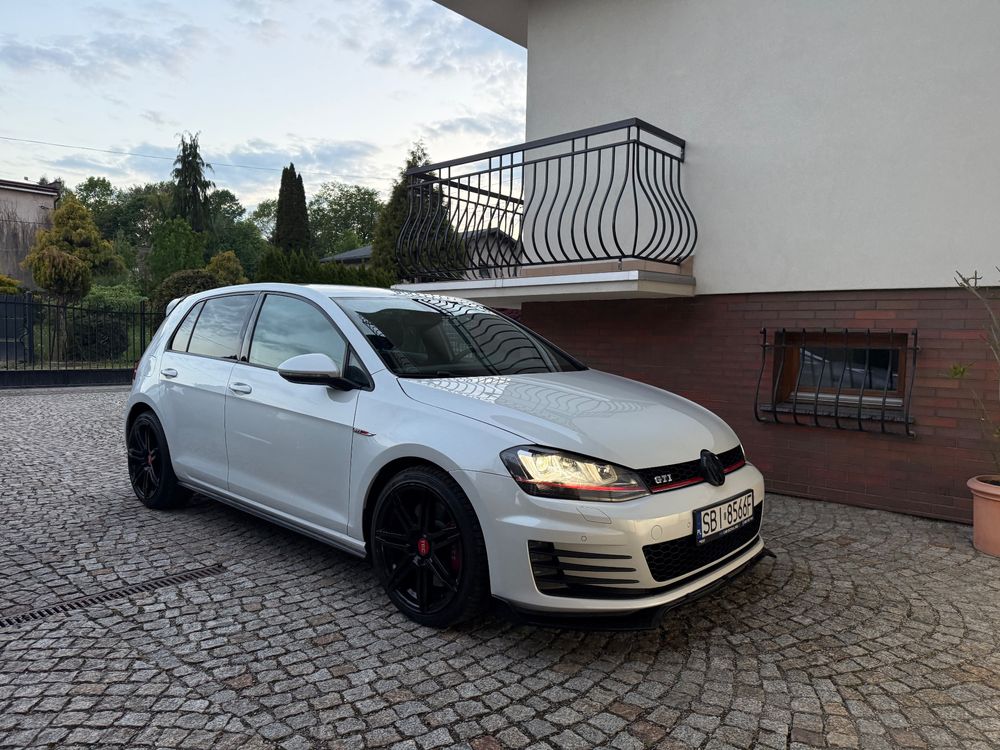 Volkswagen Golf VII 2.0 TSI BMT GTI Performance DSG 2013