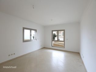 Apartamento T2 de excelentes àreas numa zona residencial calma da N... - Grande imagem: 5/30