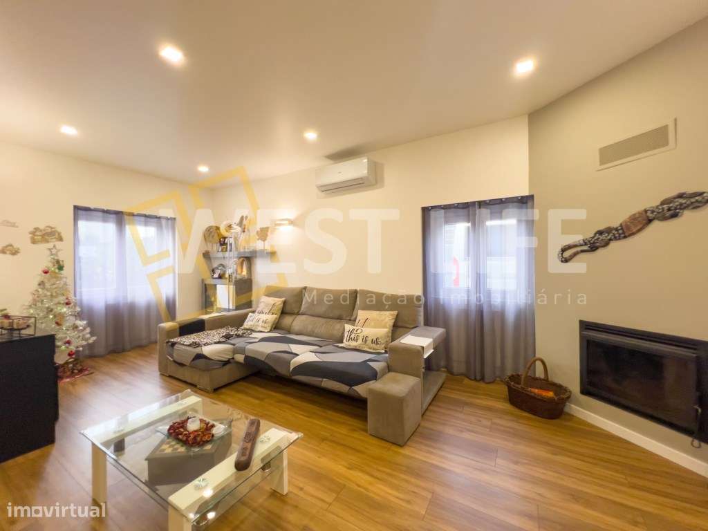 Fantástica Moradia T2 + T0 com uma suite, piscina e churrasqueira -... - Grande imagem: 5/45