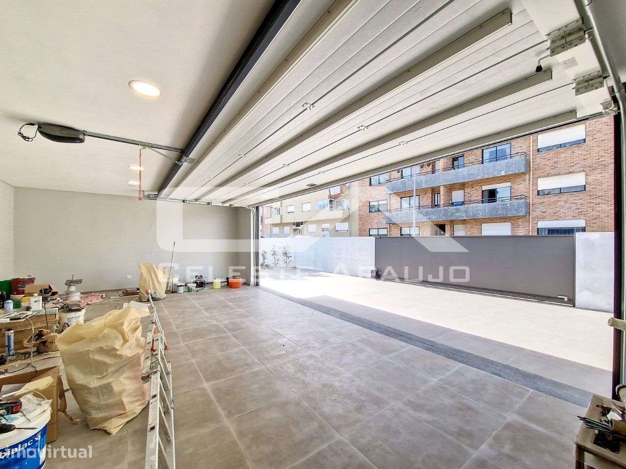 Moradia T4+1 Térrea, com piscina, Rio Meão-48