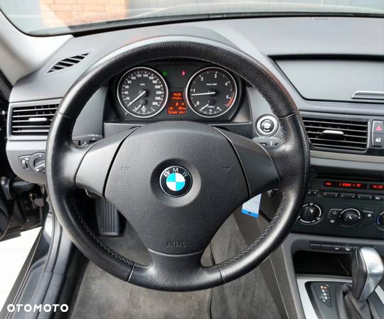 BMW X1 xDrive18d - 22