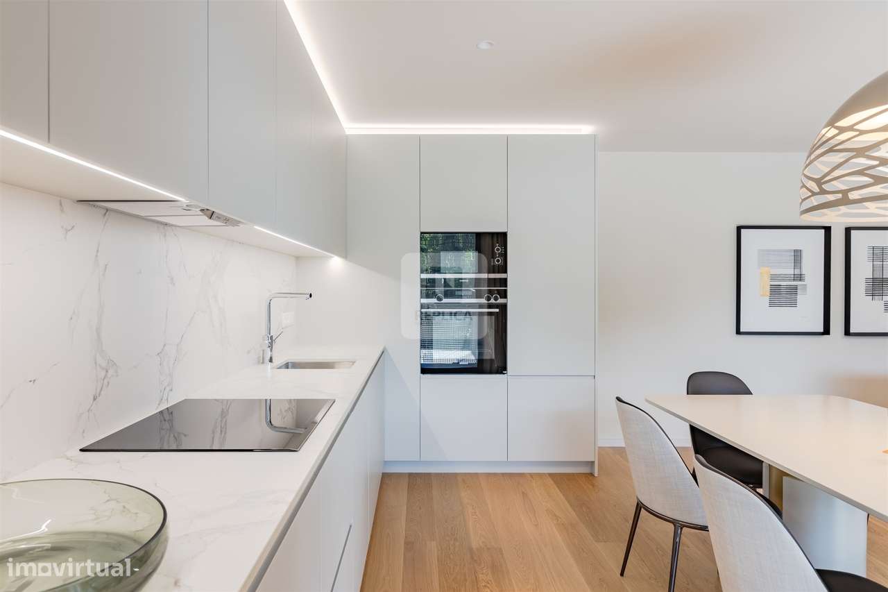 Apartamento T4 aos Jardins da Arrábida com Varanda 16 m2 - Grande imagem: 5/35