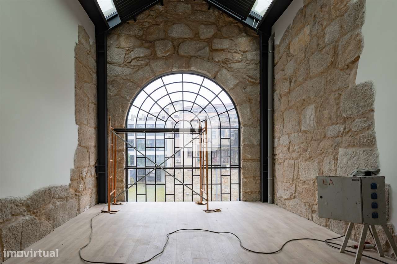 Edifício em Bairro histórico da cidade do Porto - Cedofeita - Grande imagem: 3/42