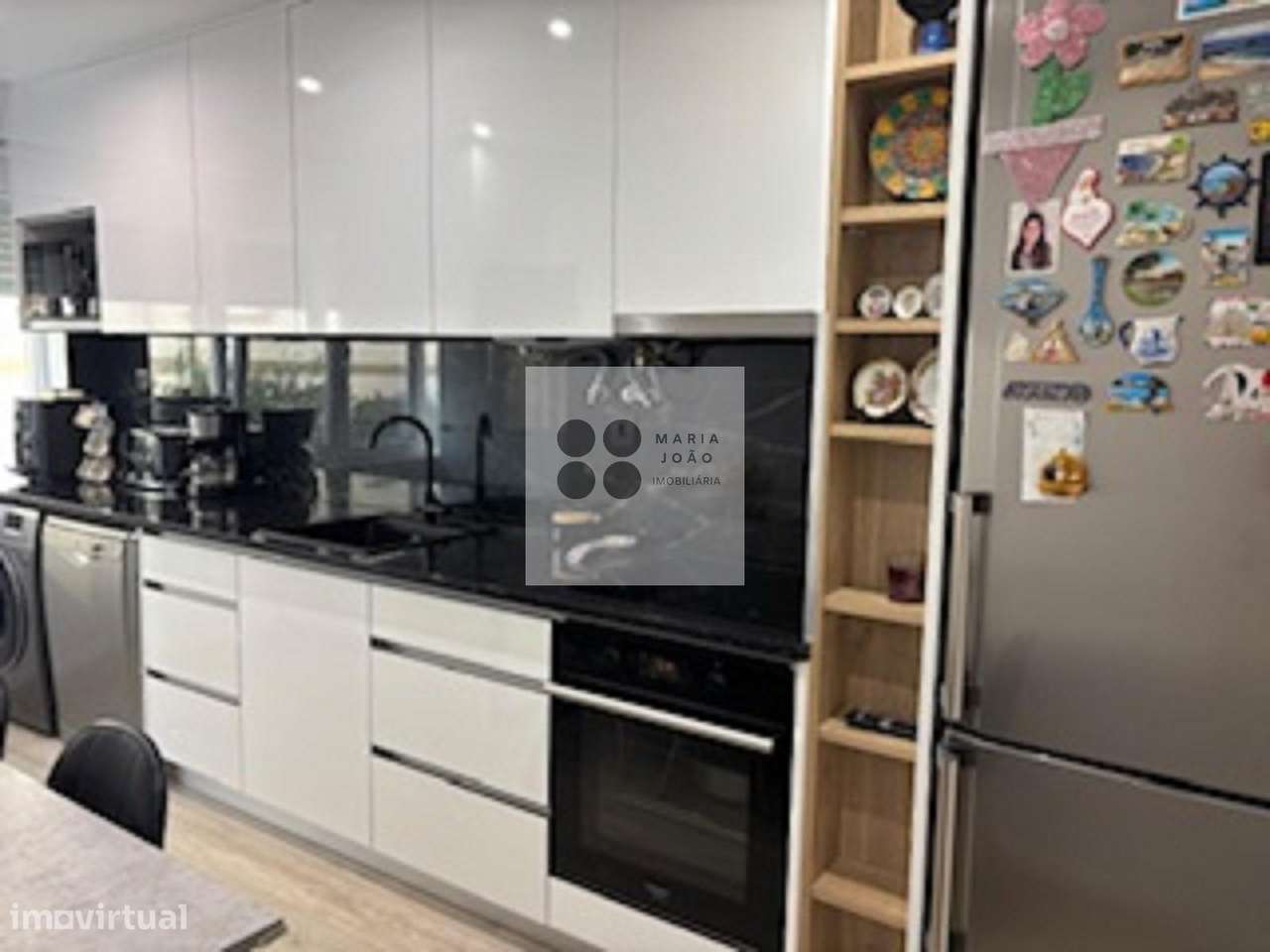 Apartamento Excelente T3, Completamente Remodelado!-2