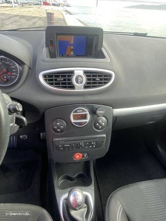 Renault Clio 1.2 16V 75 TomTom Edition - 5