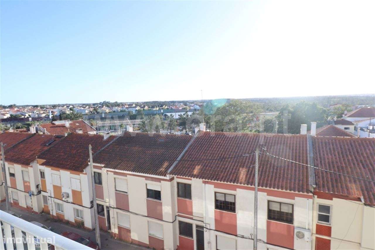 Apartamento T3; Cruz de Pau-12
